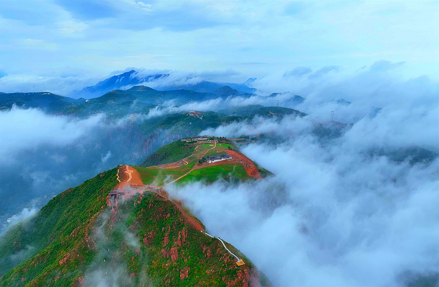 鄭州伏羲山：蒼茫雲海間 江山美麗如畫