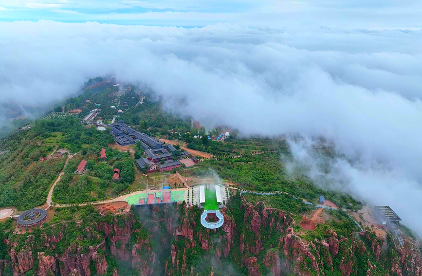 鄭州伏羲山：蒼茫雲海間 江山美麗如畫