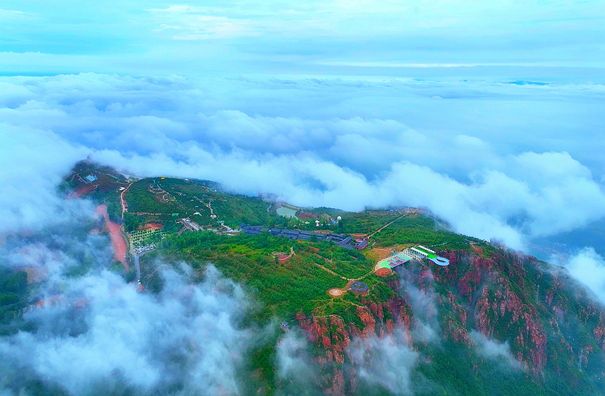 鄭州伏羲山：蒼茫雲海間 江山美麗如畫