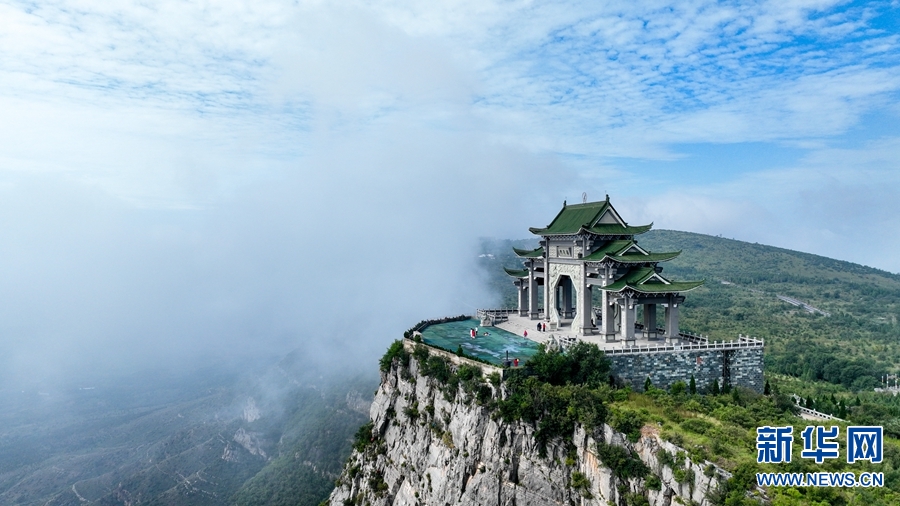 鶴壁淇縣：雨後雲霧起