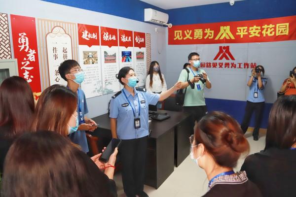 搜索見義勇為丨公園、地鐵、計程車和公交車全覆蓋 鄭州見義勇為宣傳“潤物細無聲”