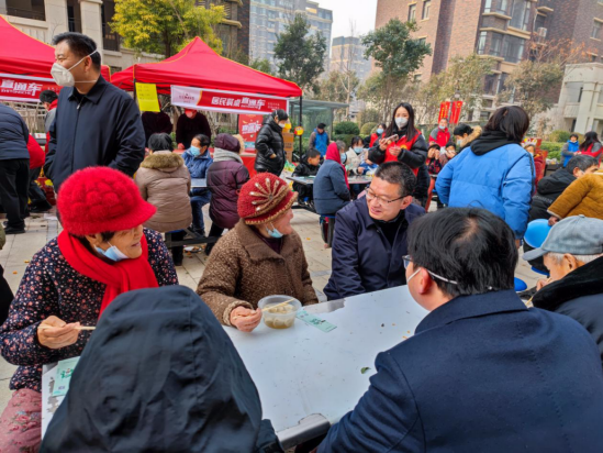 開封市蘭考縣桐鄉街道：餃子宴裹“幸福餡” 餐桌直通車通民心_fororder__5848190002