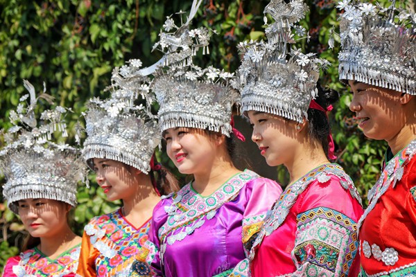 老家河南媒體南陽采風行走進七十二潭景區