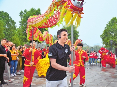 鄭州航空港德國大學生“港區行”暨豫德青年友好交流活動圓滿舉行