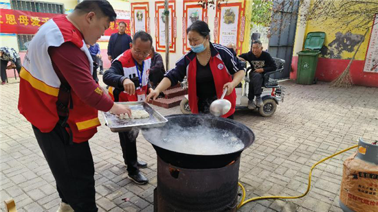 平頂山市魯山縣：九九重陽節 濃濃敬老情_fororder_圖片6