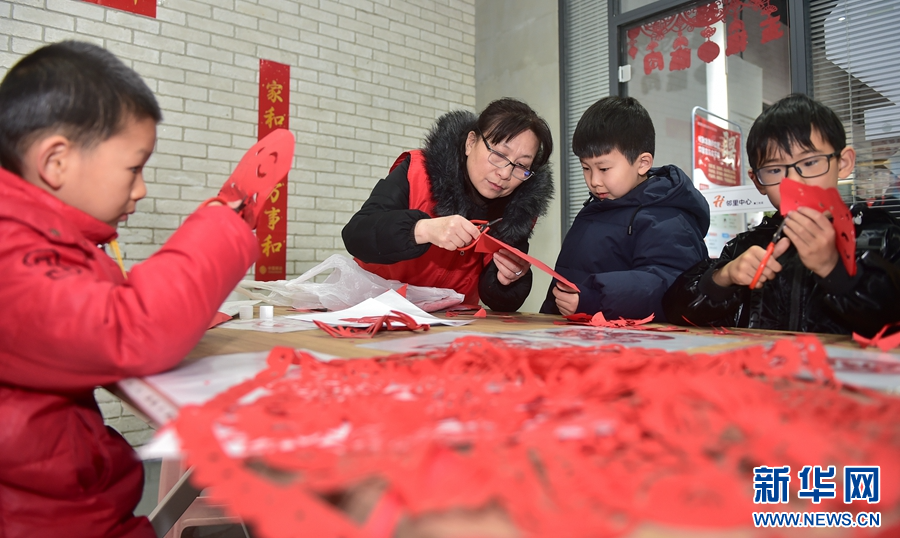 河南洛陽：多彩活動迎新年