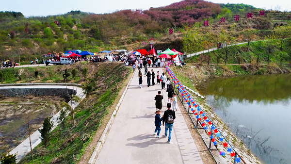 【原創】信陽市商城縣：春季思鄉谷綻放“花經濟”_fororder_微信圖片_20240401155753