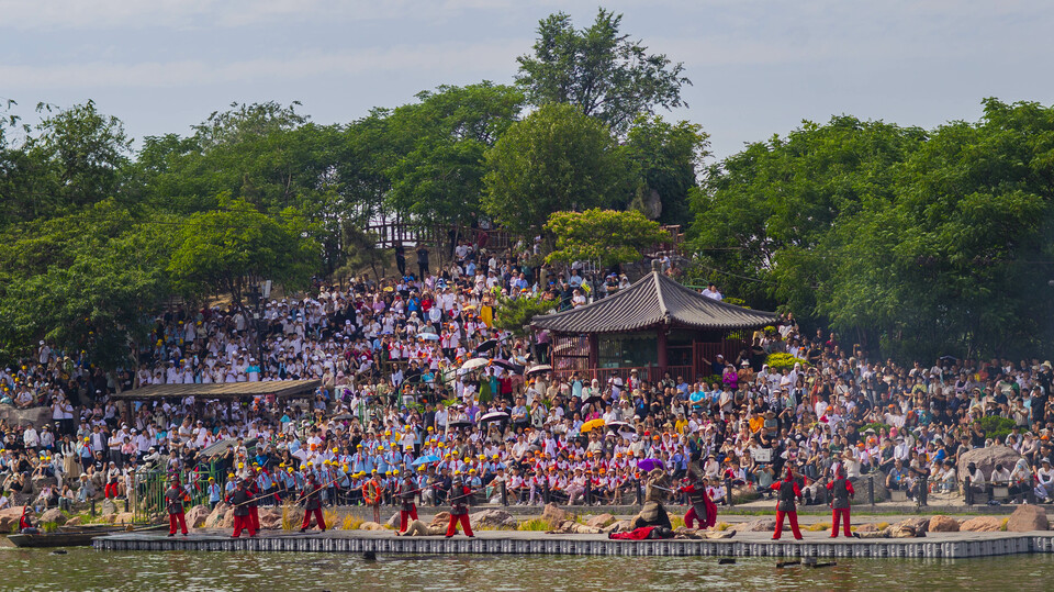 百家主流媒體考察開封文旅産業