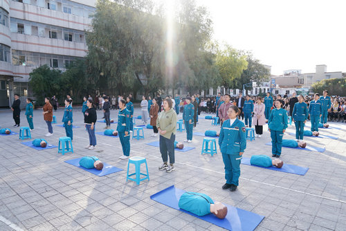 【河南供稿】開封市人民醫院開展2019年全民自救互救衛生應急知識技能普及活動