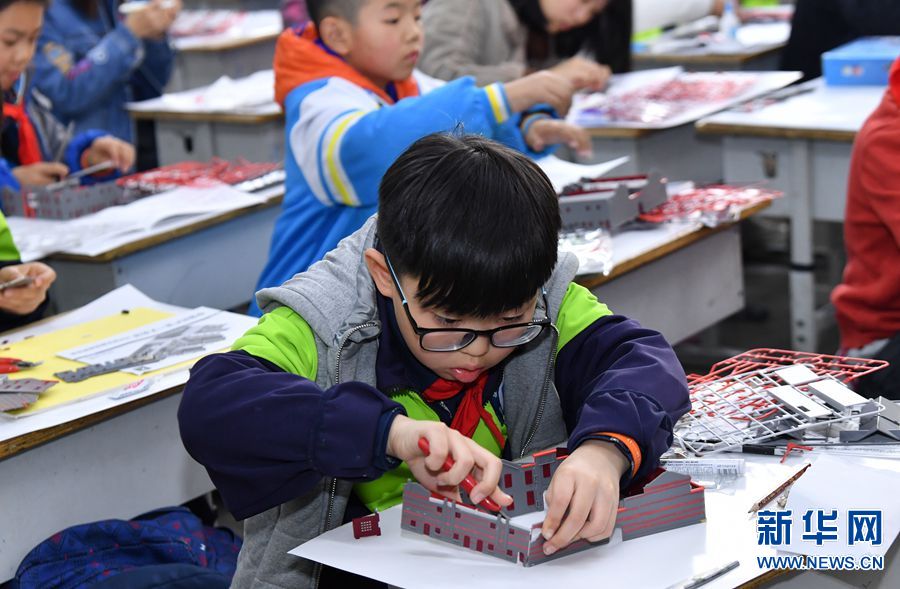 河南：科技體育競賽走進鄭州校園