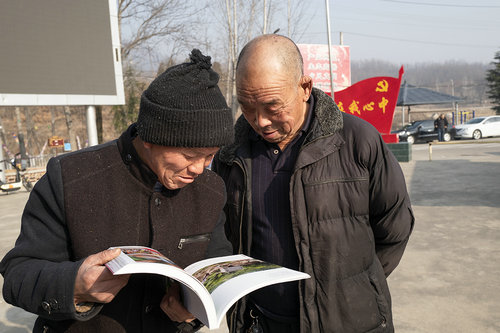 【河南供稿】河南省攝影家協會文化進萬家活動走進平頂山市魯山縣