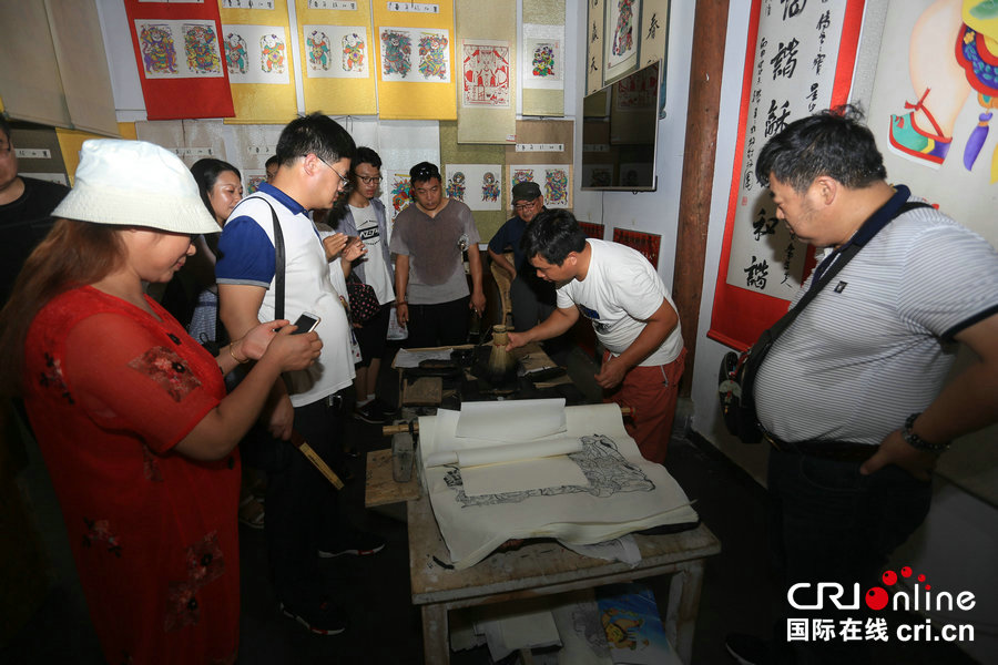 【焦點圖-大圖】【 移動端-焦點圖】【圖説2】朱仙鎮啟封故園研學旅行火爆 引非遺大咖組團取經