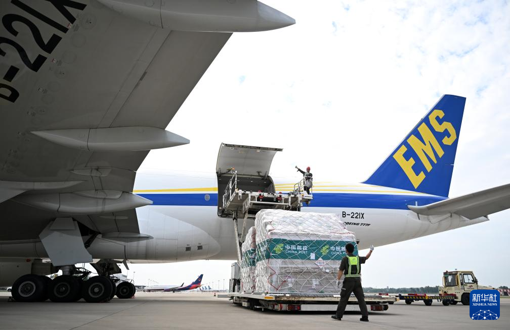 中國郵政開通鄭州至盧森堡國際貨運航線