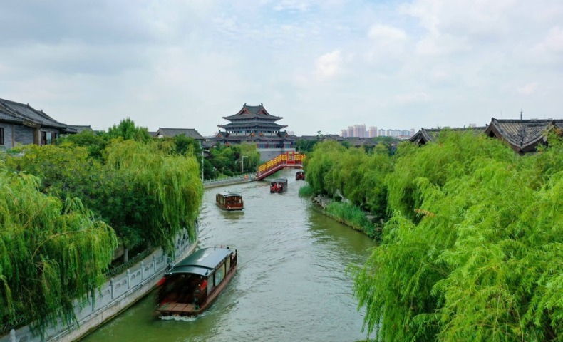 河南開封：天藍水碧 生機盎然