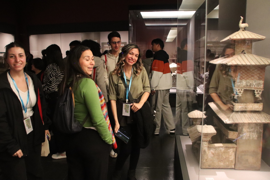 從安第斯山到黃河之濱——拉美友人在鄭觸摸中原文明根脈