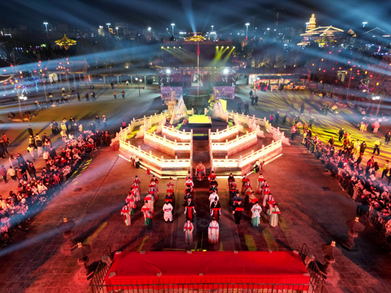 明道宮夜遊開啟 讓經典古籍“活”起來_fororder_圖片1