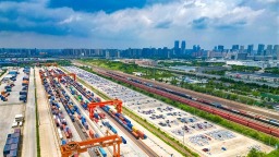 【闖勁·“十四五”河南答卷】逐浪世界搶新機