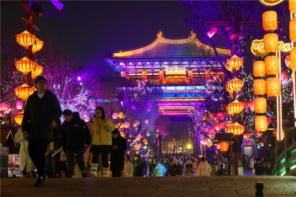 河南開封:錯峰出行 快樂賞燈_fororder_650487