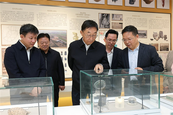 河南省委書記劉寧在省文物考古研究院專題調研考古和文物保護工作_fororder_微信圖片_20251014184953_372_40_s