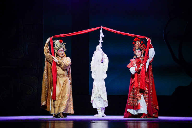 迎新春聽大戲 |河南省三大劇種優秀劇目北京展演圓滿落幕，河南戲曲何以出圈？_fororder_2c9ac8758be3426086e4e4e90229f236