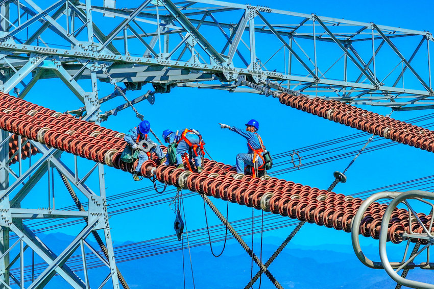 河南送變電建設有限公司：國慶堅守在崗 匠心守護電網_fororder_4