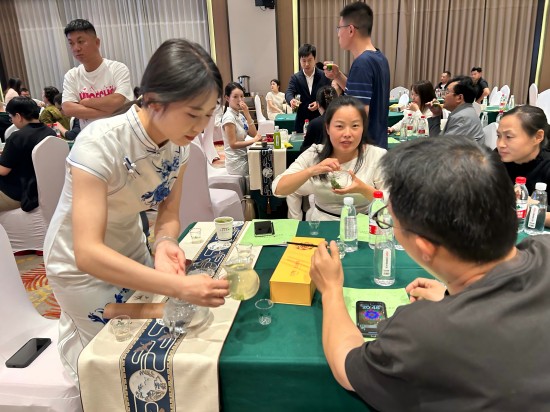 “山水浉河 好茶等你”浉河好茶品鑒活動舉行_fororder_微信圖片_20250429101306