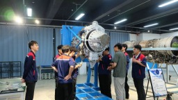 堅持特色辦學 信陽航空職業學院打造航空職業教育新高地