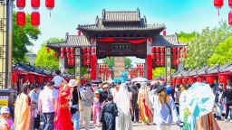 “赴一場漢服之約”爆火 洛邑古城做對了什麼？
