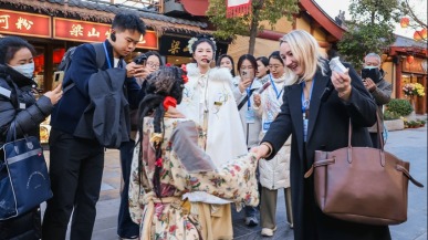 【2025打卡中國】穿越千年宋境 解鎖非遺新趣_fororder_微信圖片_20251118225658_921_13