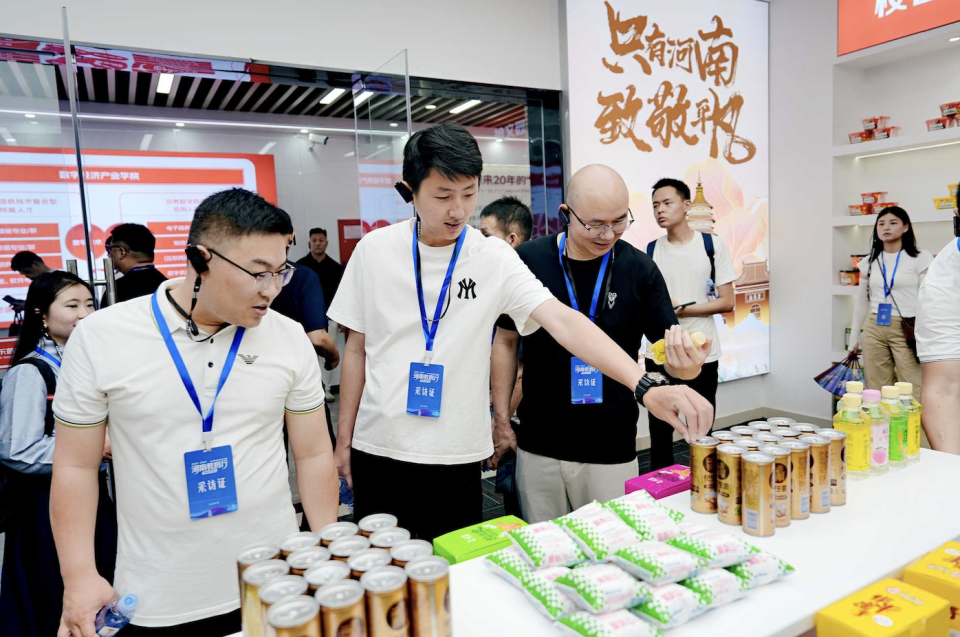 宋風今韻育匠才：開封職業學院“非遺+智慧”的職教新範式