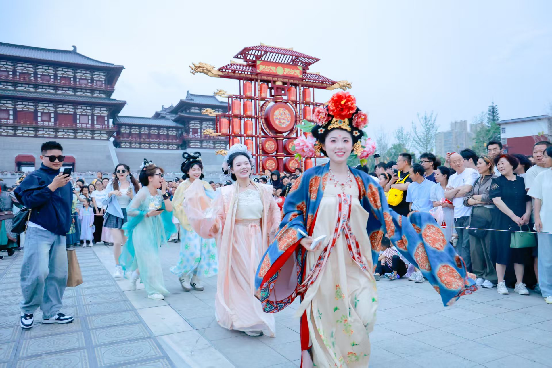 聚焦五一假期丨洛陽：千年古都煥新顏 沉浸文旅引客來