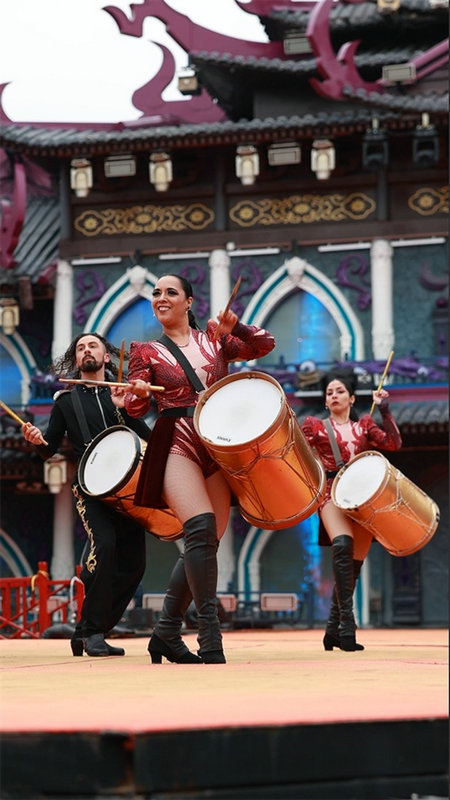 探訪河南景區NPC 這碗“青春飯”滋味如何(特別關注)_fororder_h1107156_s