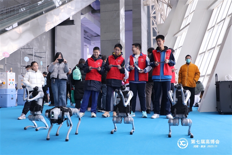 高博會的“變”與“不變”——第七屆高校院所河南科技成果博覽會側記