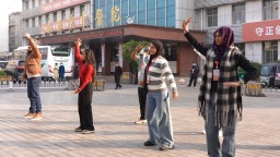 葫蘆灸“圈粉”外國青年 這趟“仲景奇遇記”很暖心