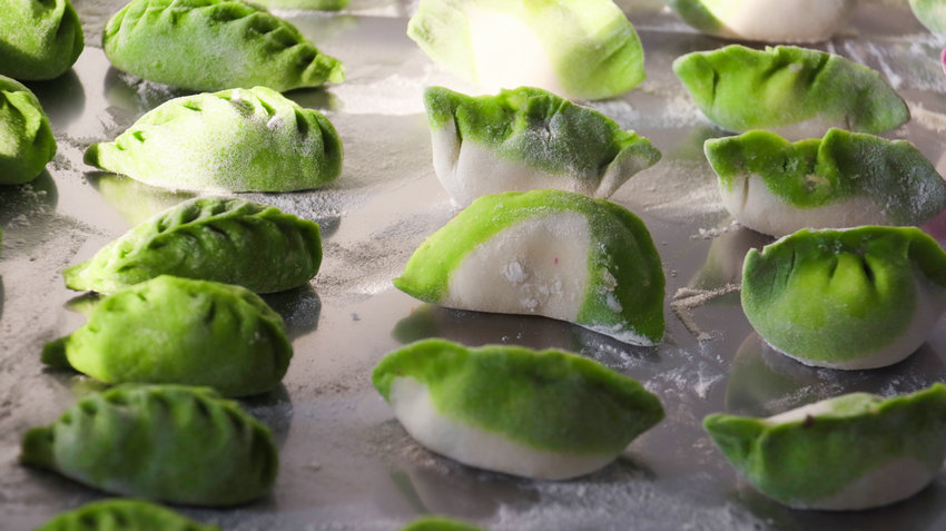 暖心冬至 “餃”聚溫情 南陽市中醫院舉辦冬至包餃子比賽_fororder_參賽隊包的歸元養心餃.JPG