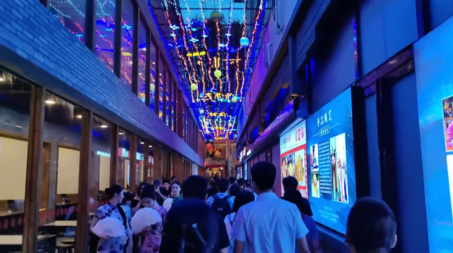 河南洛陽：打造沉浸式消費場所 釋放市場活力