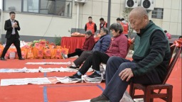 信陽市新縣：重陽敬老 情滿金秋