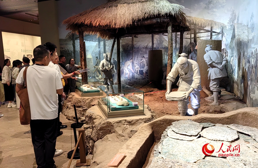 探秘殷商文明 殷墟博物館迎暑期參觀熱潮