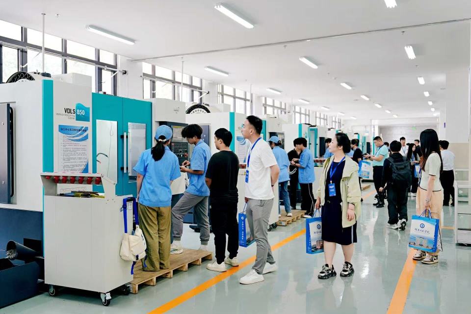 走出課堂 走進車間！看河南工程學院如何培養“硬核”人才