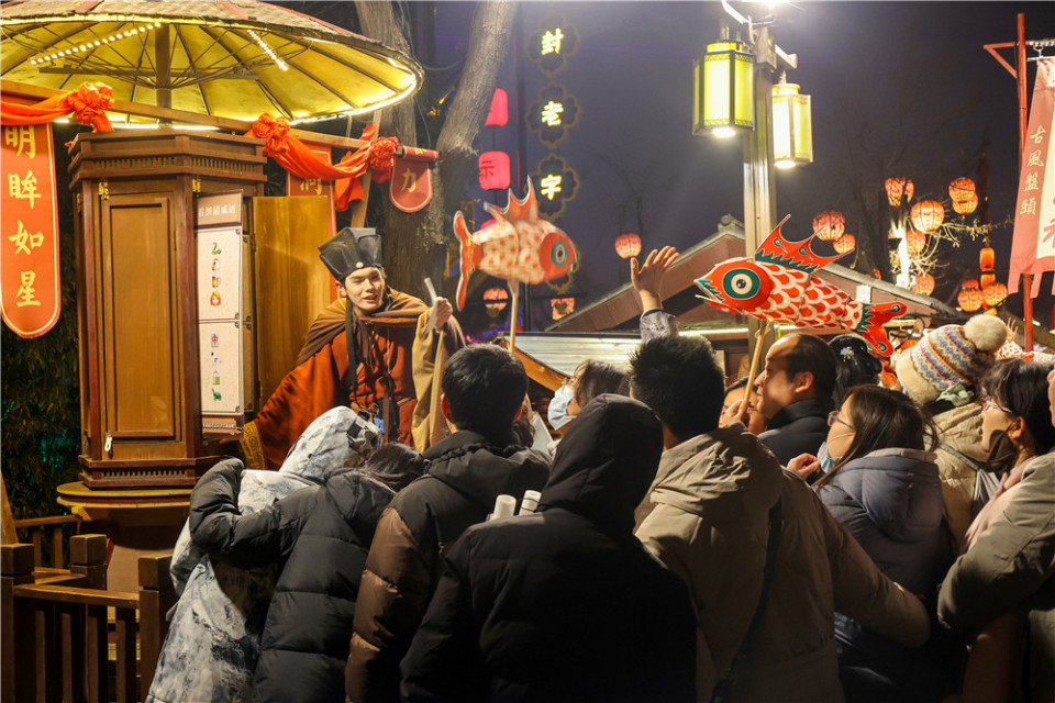 河南開封:錯峰出行 快樂賞燈_fororder_650486