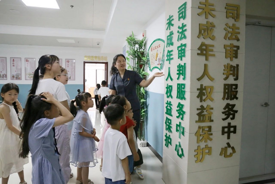 “童”心向法 逐夢未來 河南省武陟縣法院開展慶“六一”開放日活動_fororder_圖片9