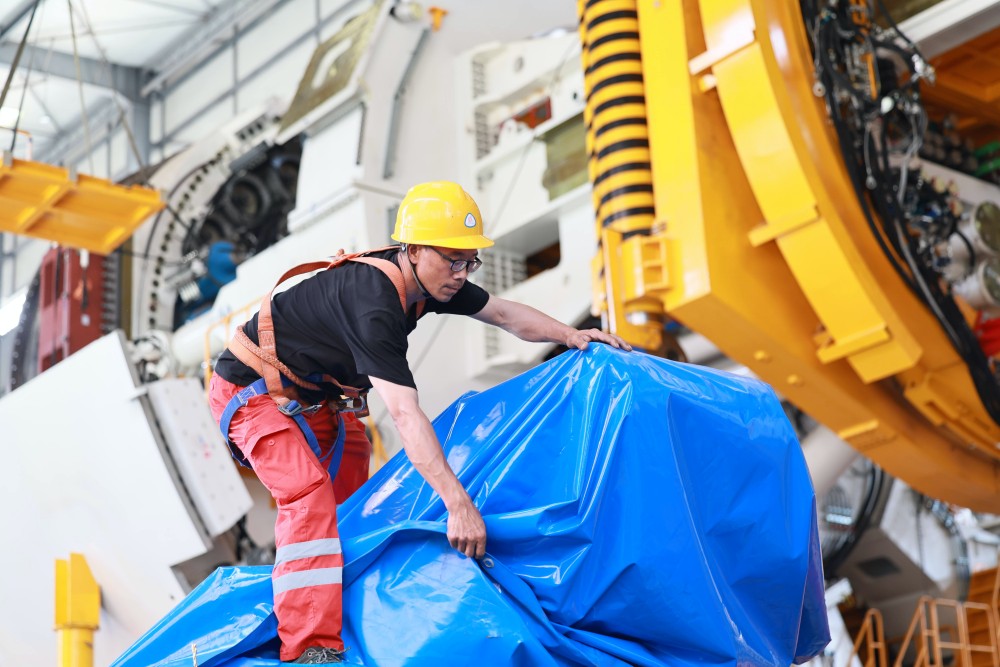 中國出口海外最大直徑盾構機歷時三個多月拆機發運集港 大國重器坐上輪船去悉尼