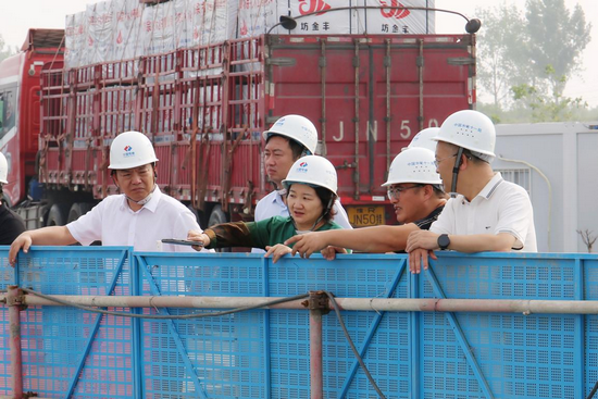 漯河醫專校長張祎捷到召陵校區擴建項目施工現場調研指導工作_fororder_圖片1