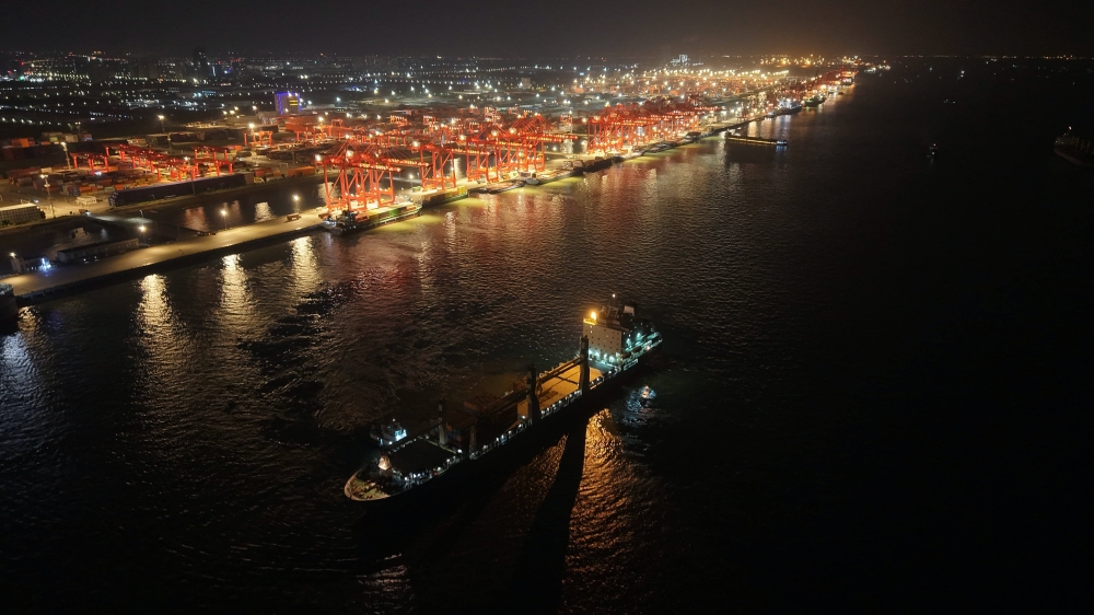 中國出口海外最大直徑盾構機歷時三個多月拆機發運集港 大國重器坐上輪船去悉尼