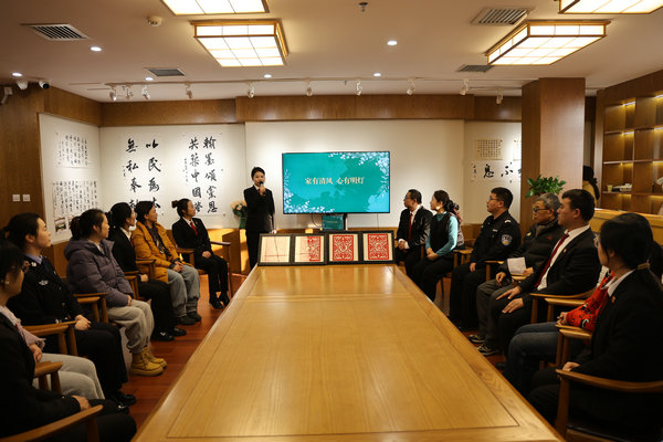 三門峽靈寶法院開展廉政家風主題活動_fororder_活動現場 攝影 張蕓曦