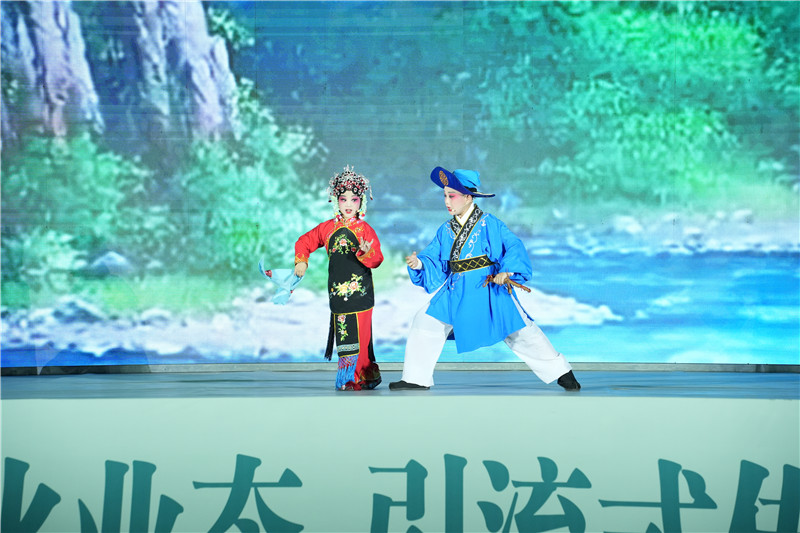 清涼潮玩 2025濟源文旅消費季火熱來襲_fororder_戲曲展演