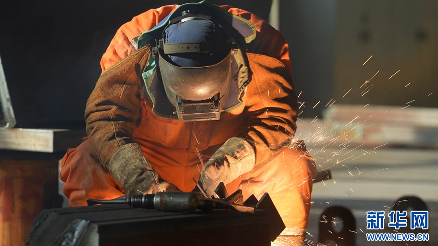 中國夢·大國工匠篇｜王安永：“鋼鐵裁縫”築匠心