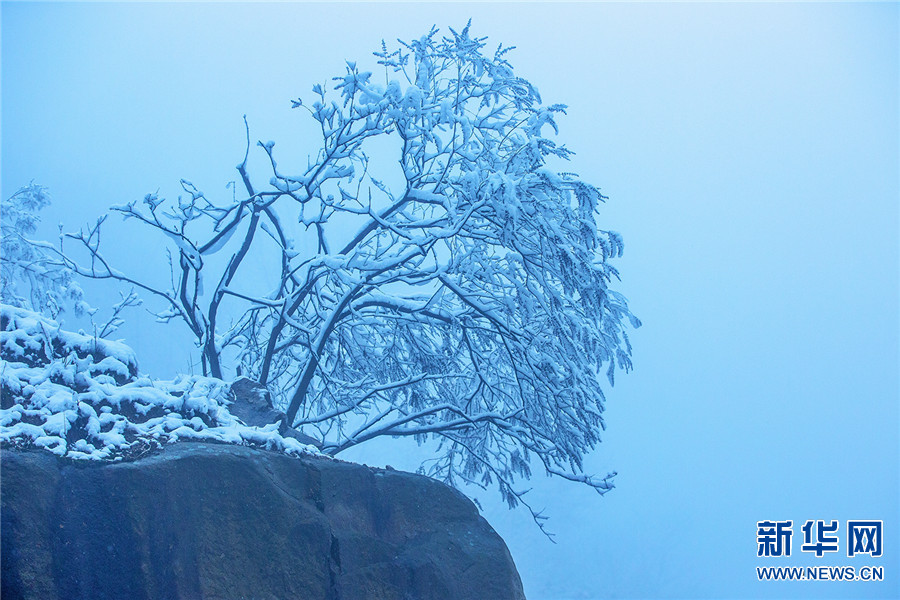 平頂山市魯山縣：古寺雪韻