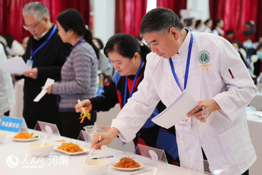 河南舉辦營養健康廚藝大賽 “一菜一湯”見真章