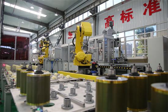 南陽市西峽縣：四大行動做優營商環境_fororder_西峽通宇集團新能源電機生産線 攝影 劉禾